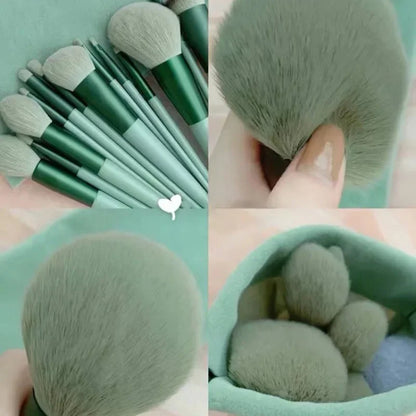 Makeup Brushes Set Eyeshadow, Foundation, Powder & Blush Cosmetic Brushes for Women
